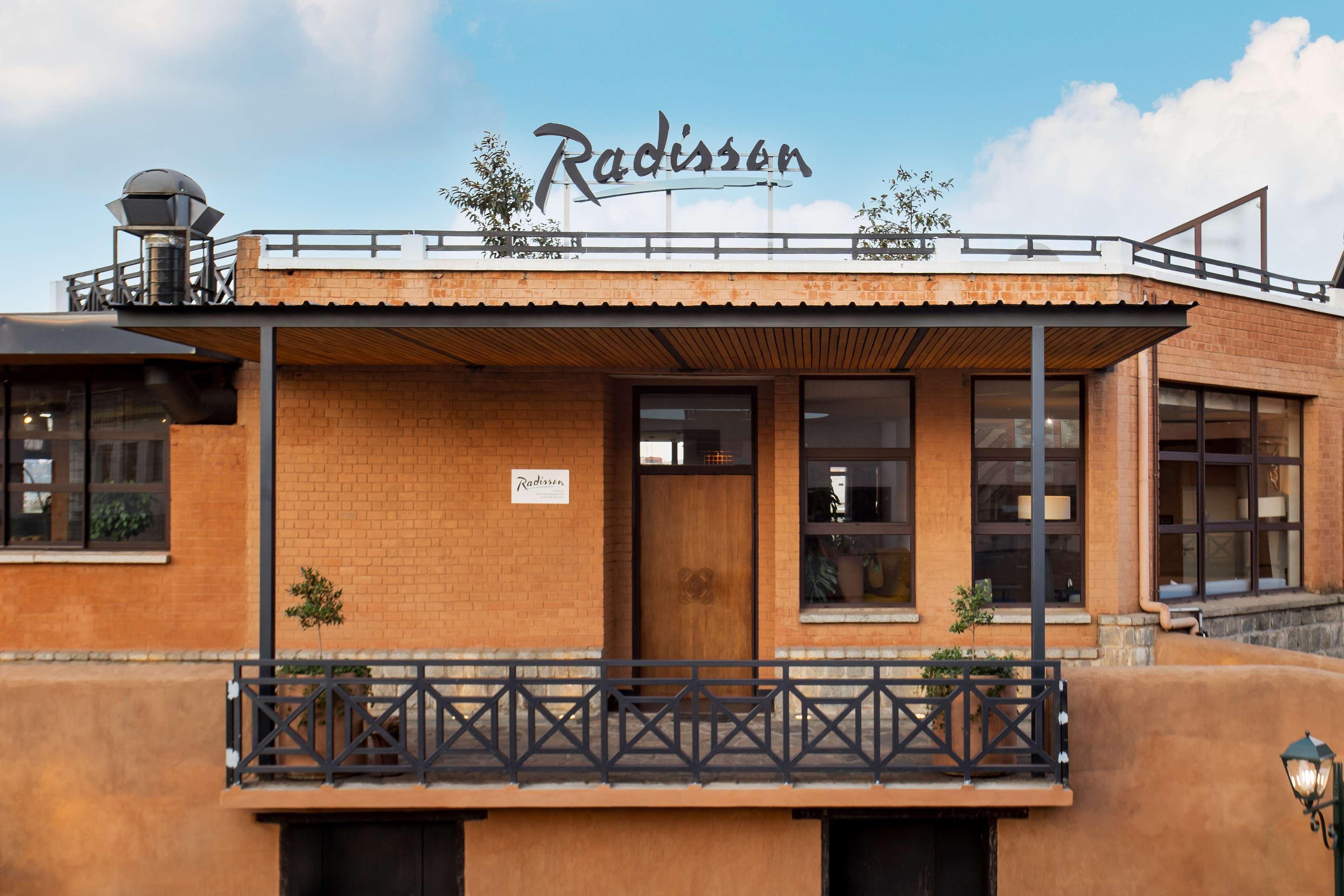 Radisson Blu Hotel Antananarivo Waterfront Exterior photo