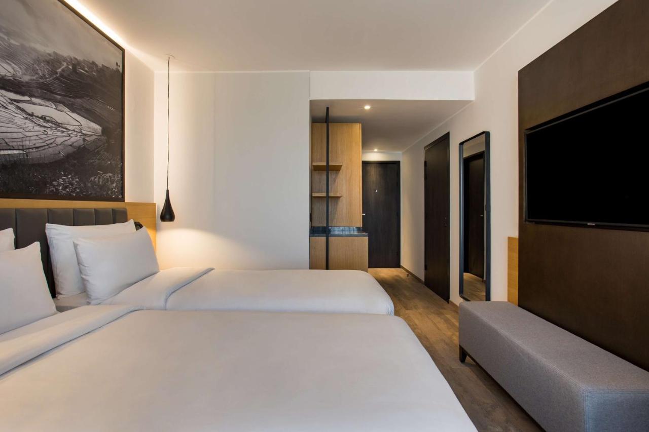 Radisson Blu Hotel Antananarivo Waterfront Exterior photo
