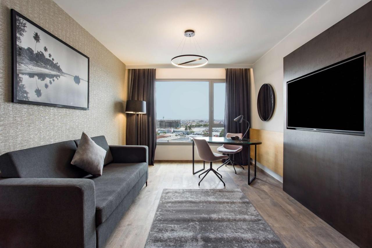Radisson Blu Hotel Antananarivo Waterfront Exterior photo
