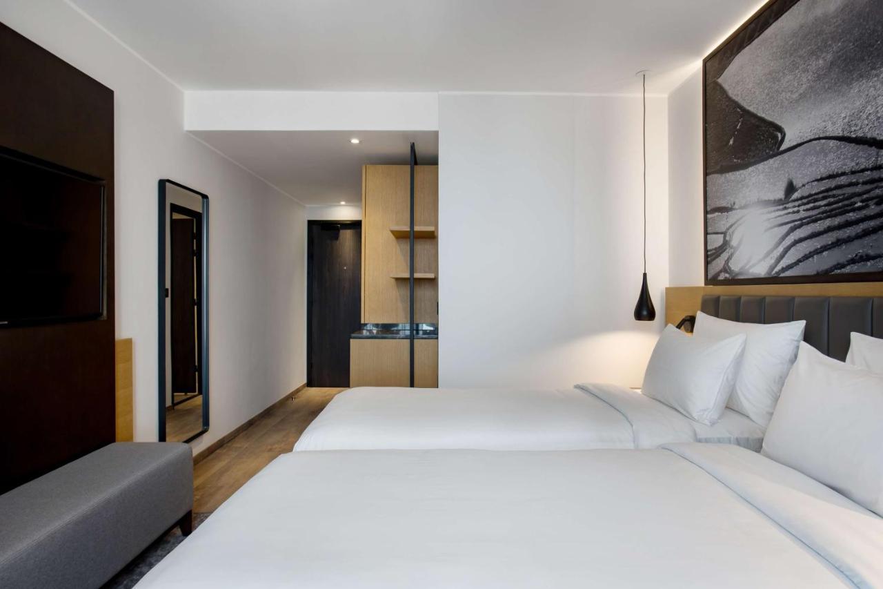 Radisson Blu Hotel Antananarivo Waterfront Exterior photo